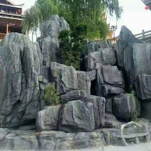 西藏定制水泥假山石联系方式