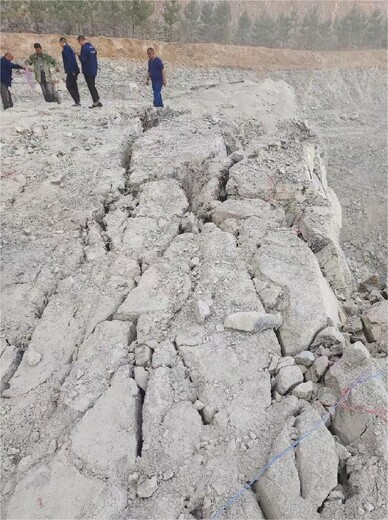 浙江温州二氧化碳爆破花岗岩