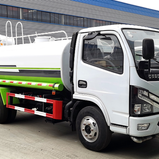 新疆7噸灑水抑塵車(chē)新報(bào)價(jià)