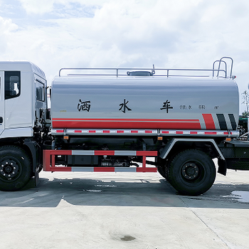工地降塵霧炮灑水車源頭貨源規(guī)格