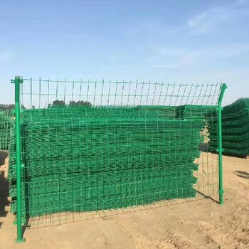 西安生产果园围栏网