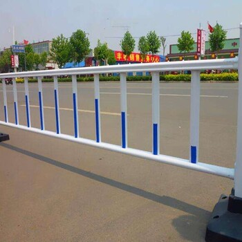 西安城市馬路中間護(hù)欄