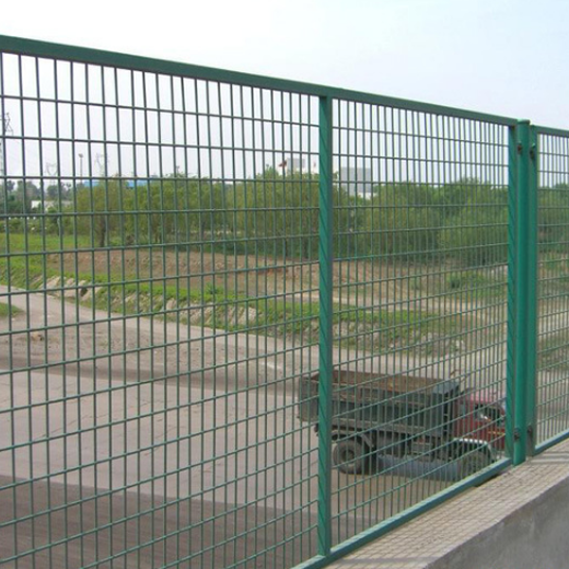 開縣公路護(hù)欄網(wǎng)
