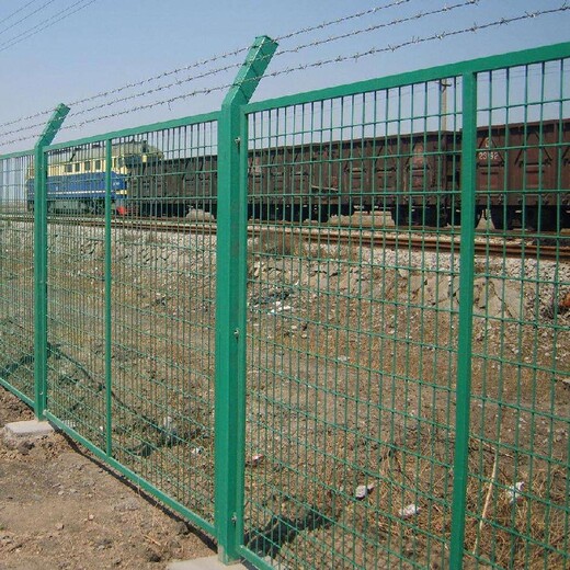 南宁生产铁路防护栅栏