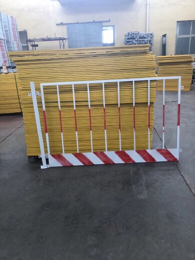 呂梁基坑防護(hù)欄桿批發(fā)