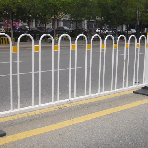 街道道路護欄焊接