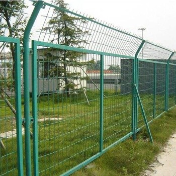 江蘇定做公路護欄網