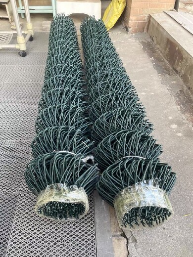 張掖鍍鋅勾花網(wǎng)工廠