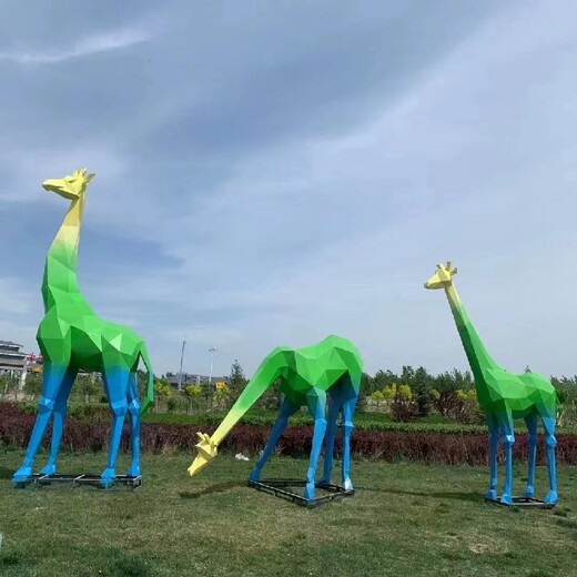 定制不锈钢长颈鹿雕塑多少钱一个,安装不锈钢长颈鹿雕塑施工方式