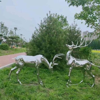 设计不锈钢镜面鹿雕塑使用寿命,定制不锈钢镜面鹿雕塑厂家