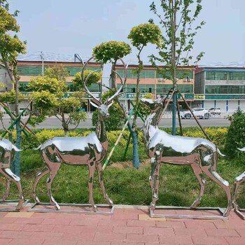 制作不銹鋼鏡面鹿雕塑多少錢一個,定制不銹鋼鏡面鹿雕塑施工方式