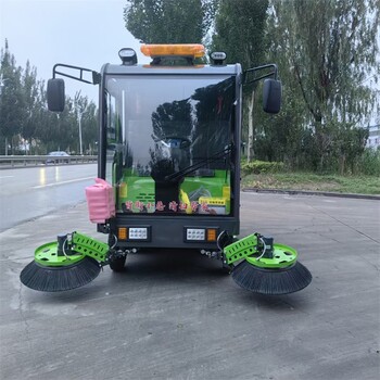 上海生產(chǎn)電動掃地車聯(lián)系方式,駕駛式掃地機(jī)