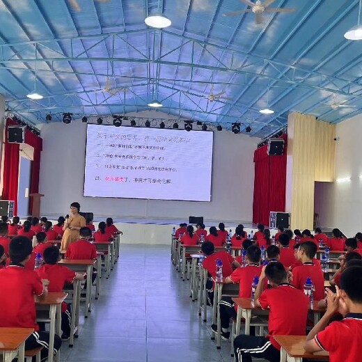 广东春雨寄宿厌学孩子学校