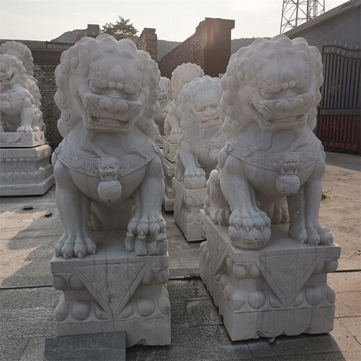 一對石雕石獅子批發(fā)