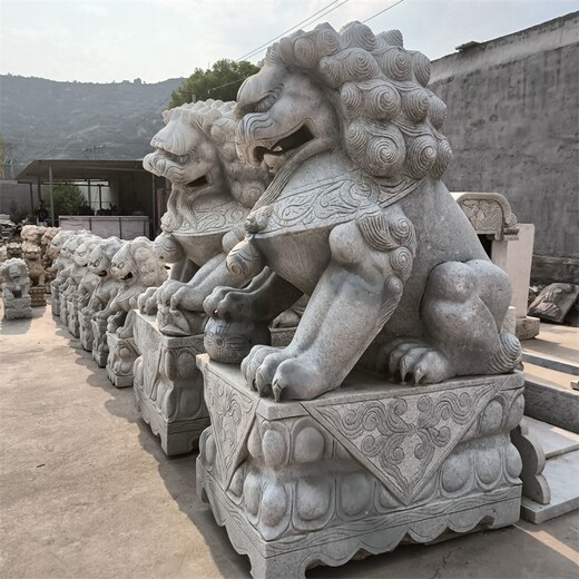 天然石雕石獅子廠家
