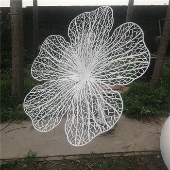 鏤空不銹鋼花朵雕塑加工廠