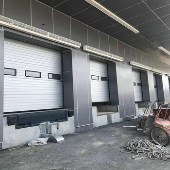 不銹鋼自動卷簾門地磁自動卷簾門精心打造