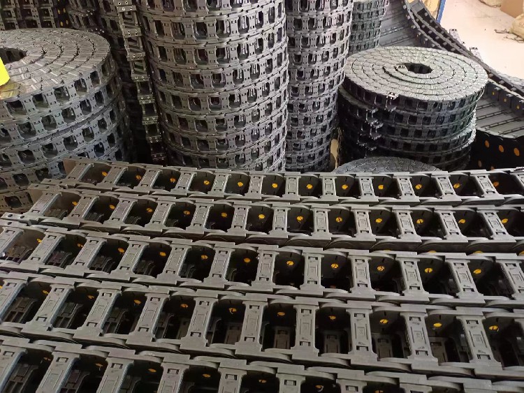 重庆厂家直销钢铝拖链尺寸