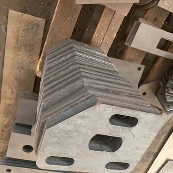 沙钢Q235钢板零割钢板切割