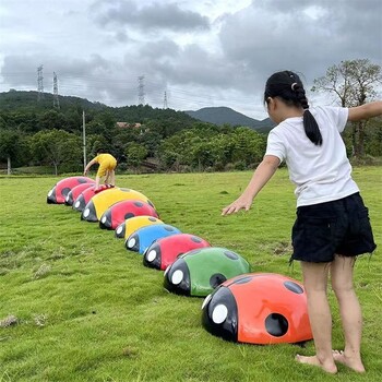 戶外仿真昆蟲雕塑落地擺件