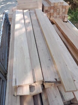 老榆木桌面板材结实,老榆木大梁