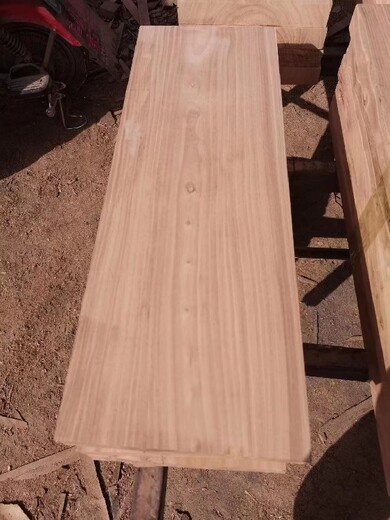 老榆木装修板材长期出售,老榆木长期供应