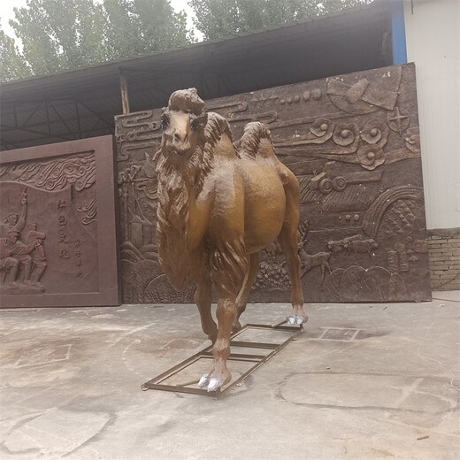 大型駱駝雕塑，沙漠主題雕塑定制
