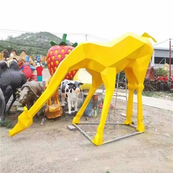 定做长颈鹿雕塑厂家