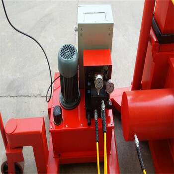 眉山LA25300車(chē)載式液壓拉馬維修輪胎結(jié)構(gòu)堅(jiān)固