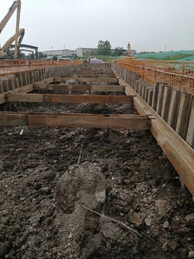南京打拔钢板桩施工费用拉森钢板桩施工