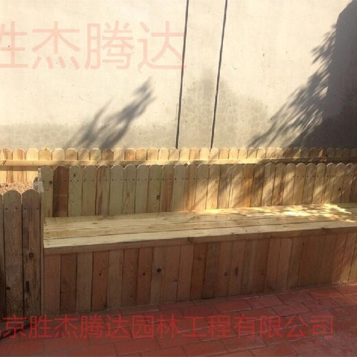 順義花園庭院綠化設計碳化木柵欄