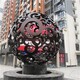 不锈钢镂空圆球雕塑摆件图