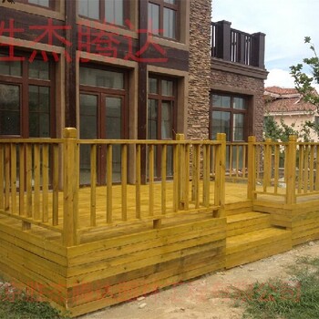 平谷别墅花园设计防腐木地板室外阳台露台