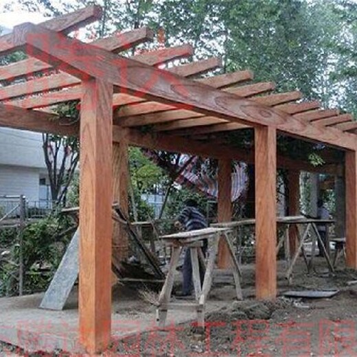 海淀花園庭院綠化設(shè)計防腐木花架
