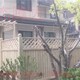 防腐木柵欄花園圍墻圖