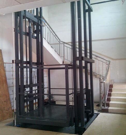 上海导轨链条式升降货梯厂家联系方式5吨升降货梯