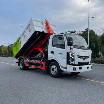 蓝牌勾臂垃圾车大运勾建筑垃圾车