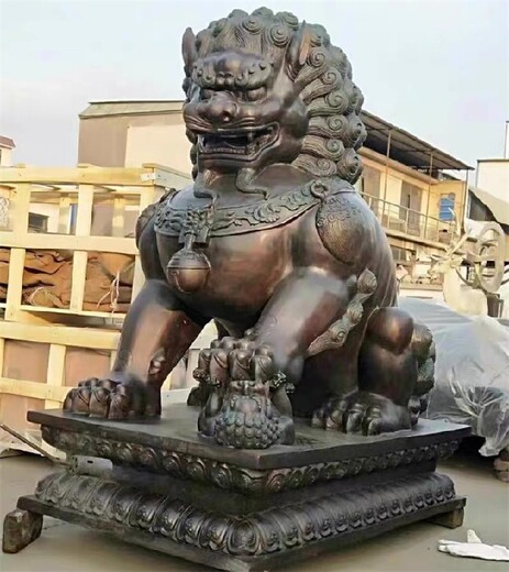 镇宅铸铜狮子雕塑制作厂家