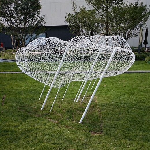 陜西園林鏤空不銹鋼云朵雕塑制作