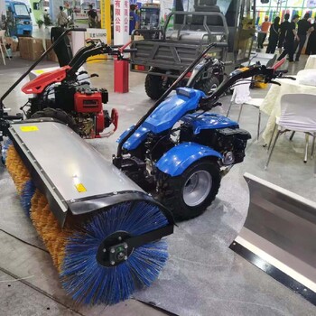 手推式大型掃雪機(jī)SSJ1523,可以兼做農(nóng)用機(jī)的掃雪機(jī)