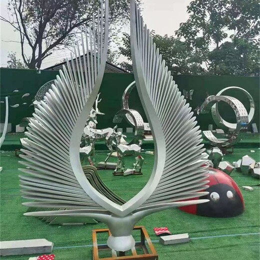 曲陽縣異形不銹鋼翅膀雕塑加工廠