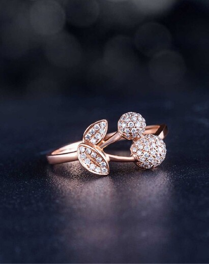 富宁老式钯金镶钻戒指回收-闲置首饰物有所值