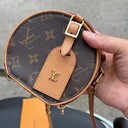 鄖西縣二手包包回收-要賣就給信譽高的老板