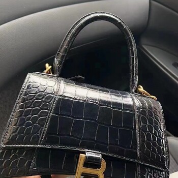 眉山收奢侈品行情好-你賣的價格合理嗎