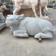 制作石牛雕塑图