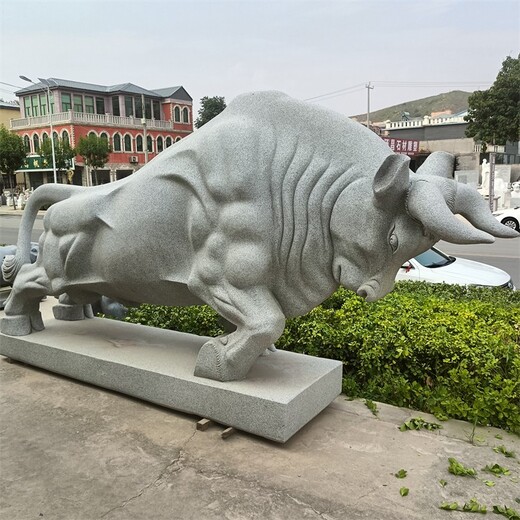 曲阳县景区石牛雕塑，开荒牛雕塑制作厂家