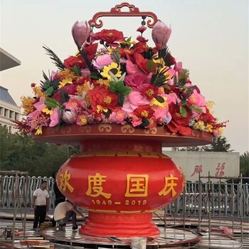 廣場(chǎng)玻璃鋼水果籃雕塑制作廠家