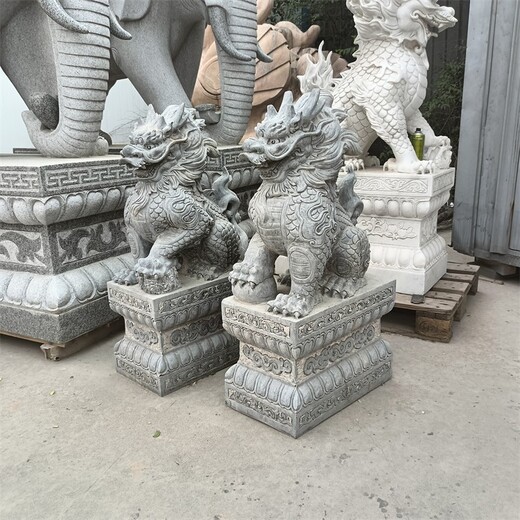 花崗巖石雕麒麟加工廠家