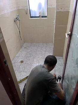 布吉屋内卫生间防水补漏团队