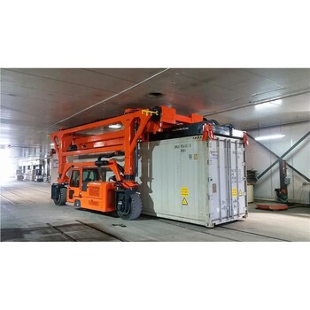 廣州電池組儲能箱跨運(yùn)機(jī)貨場